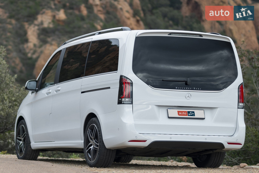 Новый Mercedes-Benz V-Class W447 (FL) минивэн - фото 5
