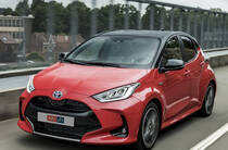 Новий Toyota Yaris 4 поколение хетчбек - фото 4