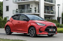 Новий Toyota Yaris 4 поколение хетчбек - фото 7