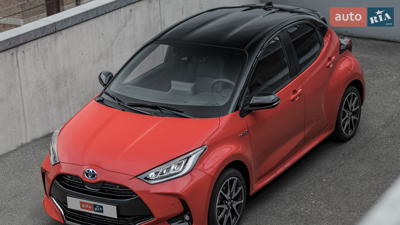 Новий Toyota Yaris 4 поколение хетчбек - фото 10