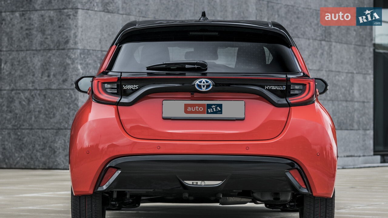 Новий Toyota Yaris 4 поколение хетчбек - фото 6
