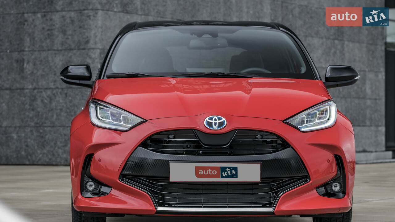 Новий Toyota Yaris 4 поколение хетчбек - фото 5