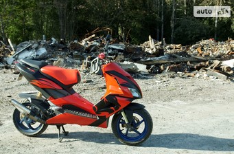 Aprilia SR  2004