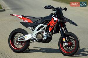 Aprilia sxv II поколение Мотоцикл