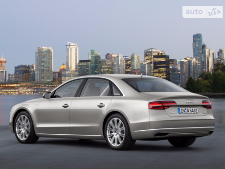 Audi A8 2011