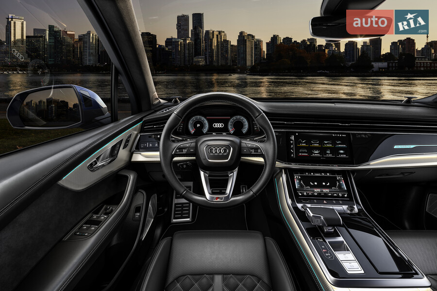 Audi Q7 - фото 6