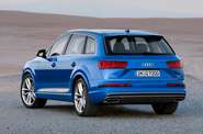 Audi Q7 Base