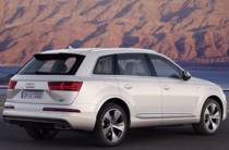 Audi Q7 Base