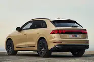 Новий Audi Q8 1 поколение (FL) кросовер-купе