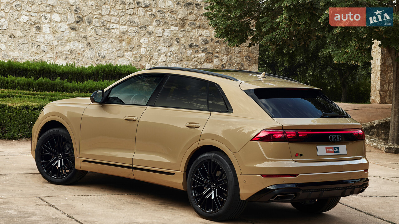 Новий Audi Q8 1 поколение (FL) кросовер-купе - фото 12