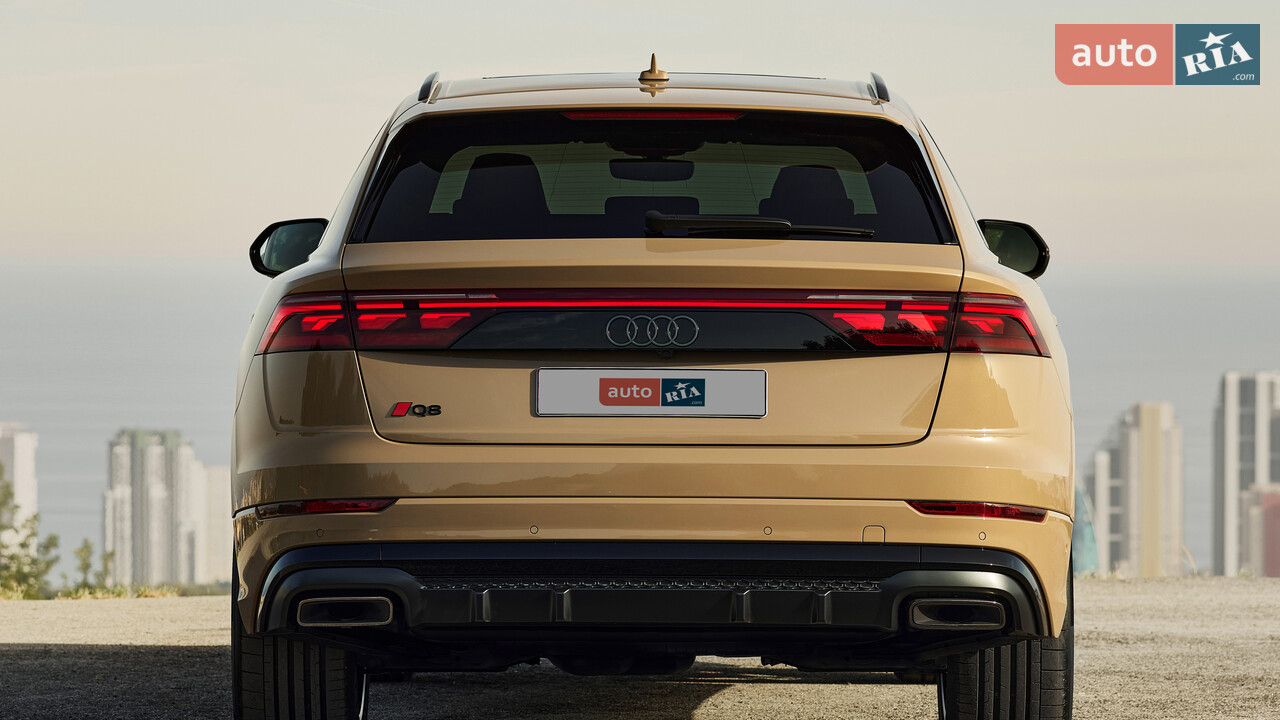 Новий Audi Q8 1 поколение (FL) кросовер-купе - фото 11
