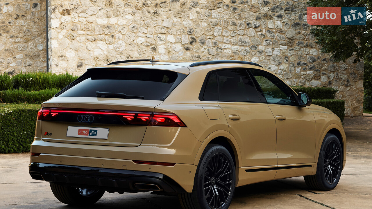 Новий Audi Q8 1 поколение (FL) кросовер-купе - фото 6