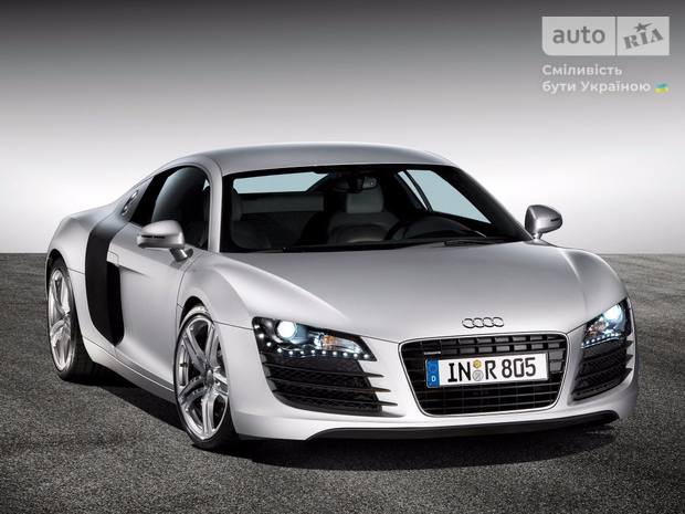 Audi R8 42 Купе