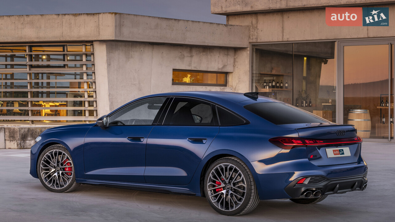 Новый  S5 B10 лифтбэк - фото 10