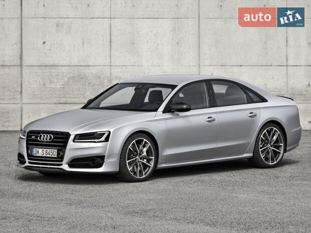 Audi S8