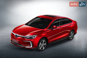 BAIC eu5 I поколение Седан