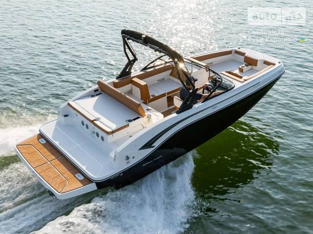 Bayliner DX 1-е поколение Катер