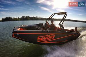 Bayliner wake-sports I поколение Катер