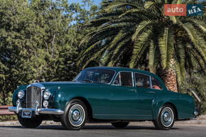 Bentley s-2 I поколение Седан