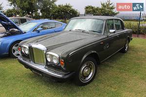 Bentley t-2 I поколение Седан