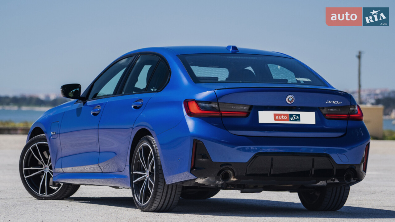 Новий  3 Series G20 (FL) седан - фото 8