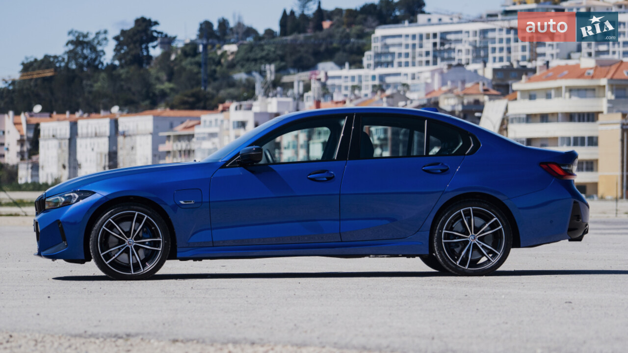 Новий  3 Series G20 (FL) седан - фото 2