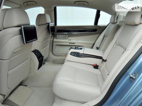 BMW 7 Series 1991