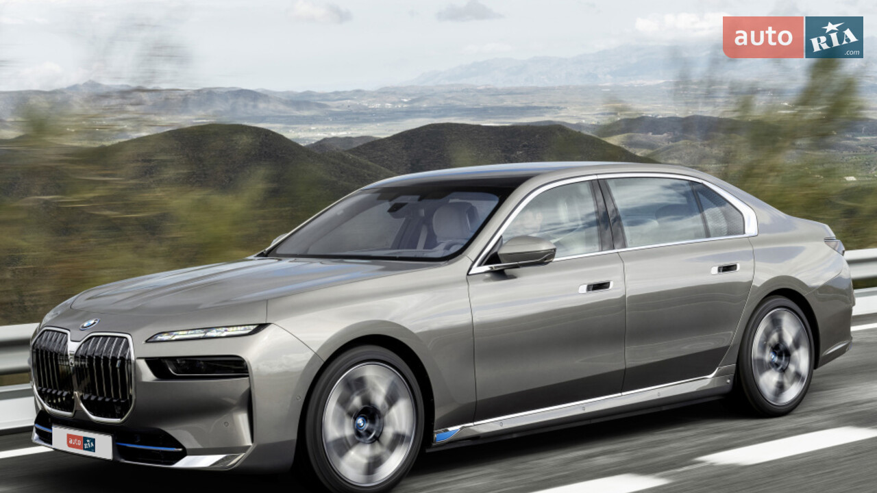 Новый BMW i7 G70 седан - фото 9