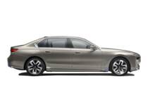 Новый BMW i7 G70 седан - фото 8