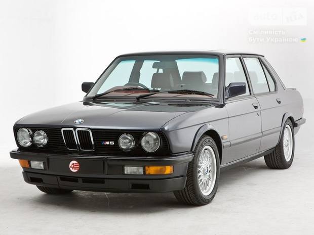 BMW M5 E28 Седан