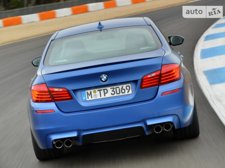 BMW M5