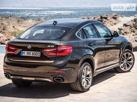 BMW X6 2011