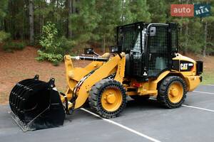 Caterpillar 906 I поколение Фронтальный погрузчик