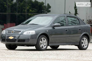 Chevrolet astra I покоління (FL) Ліфтбек