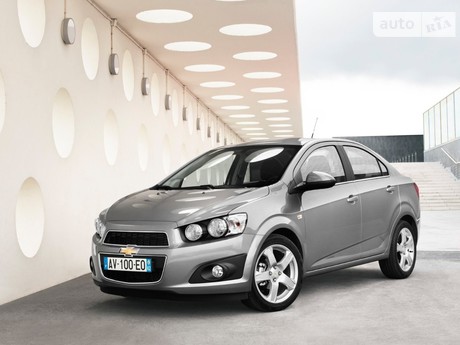 Chevrolet Aveo 1.5 MT (86 л.с.) 2005