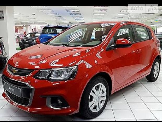 Chevrolet Aveo T300 (FL) Хэтчбек