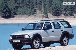 Chevrolet blazer II поколение Внедорожник