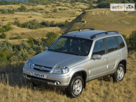 Chevrolet Niva 2011