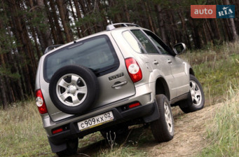 Chevrolet Niva 2012