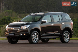 Chevrolet trailblazer III покоління Кросовер