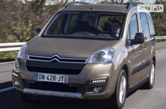 отзывы об автомобилях citroen berlingo пасс.