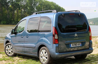 Citroen Berlingo 2024 Feel