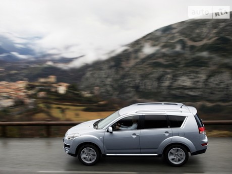 Citroen C-Crosser