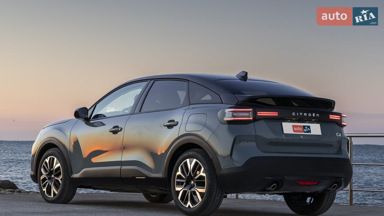 Новый  C4 3 поколение (FL) кроссовер-купе - фото 9