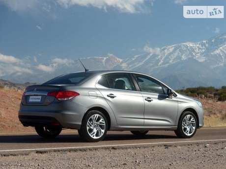 C4 Citroen C4