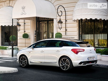Citroen DS5