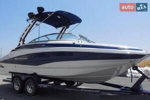 Crownline e I поколение Катер