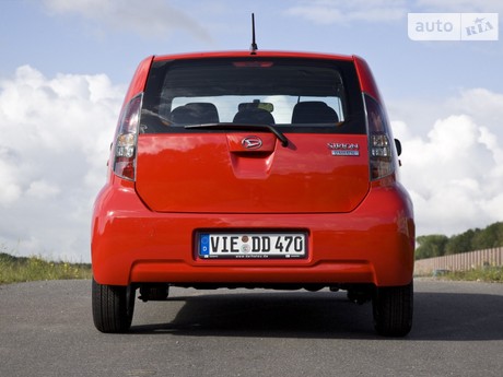 Daihatsu Sirion 1.5 AT 2009