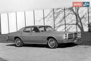 Dodge monaco IV покоління Седан