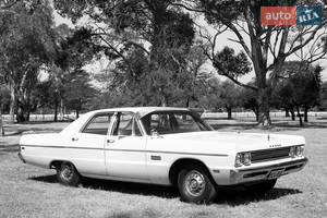 Dodge phoenix III покоління (4th FL) Седан